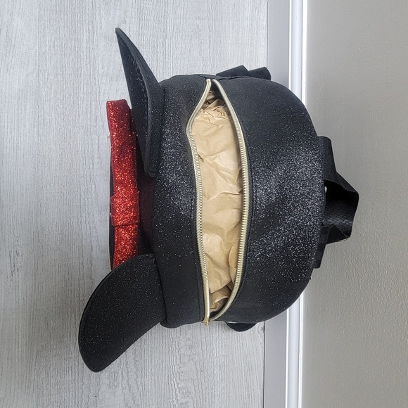 NEW Disney Minnie Mouse Black and Red Backpack - Picture 7 of 8